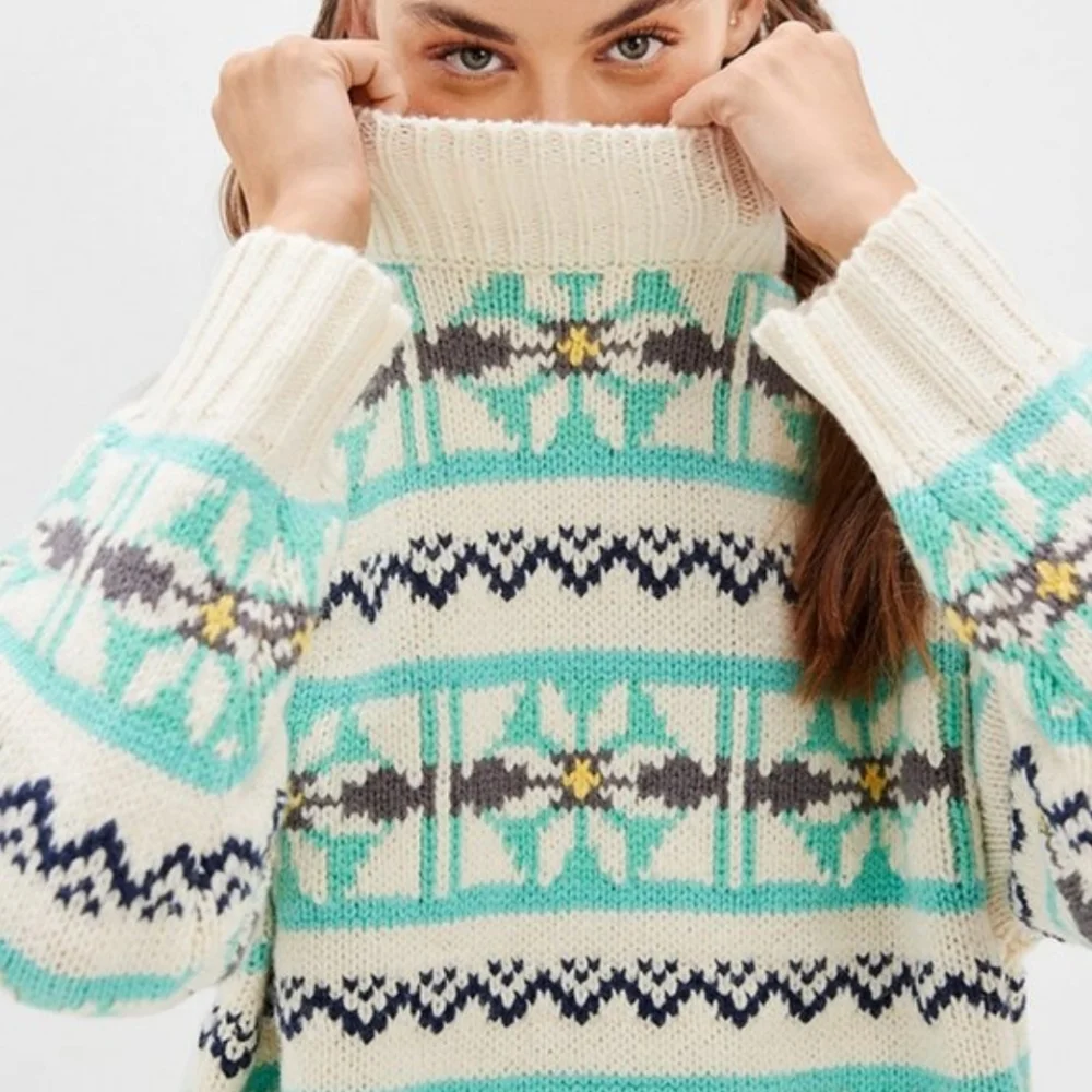 AE Oversized Fairisle Mock Neck Sweater Size Medium - Picture 1 of 13